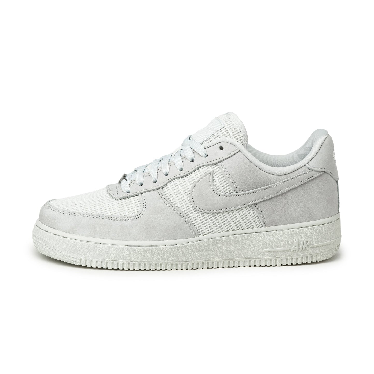 Nike Air Force 1 '07 LV8