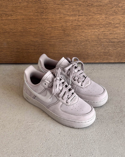 Nike Wmns Air Force 1 Retro Premium