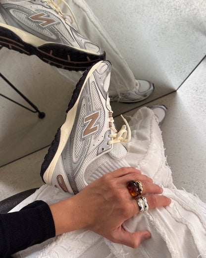New Balance 204L