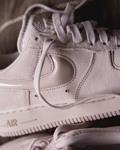 Nike Wmns Air Force 1 '07