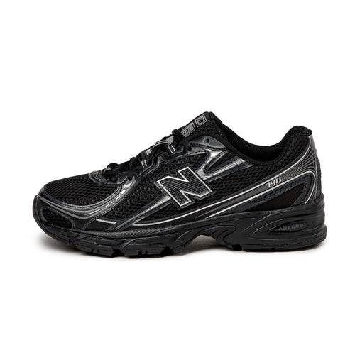 New Balance 740