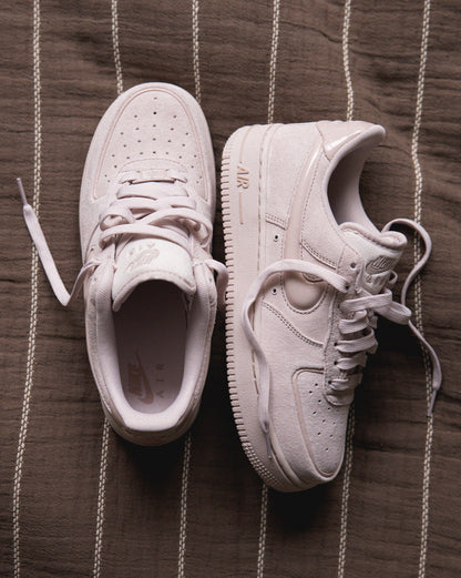 Nike Wmns Air Force 1 '07