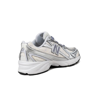 New Balance 740