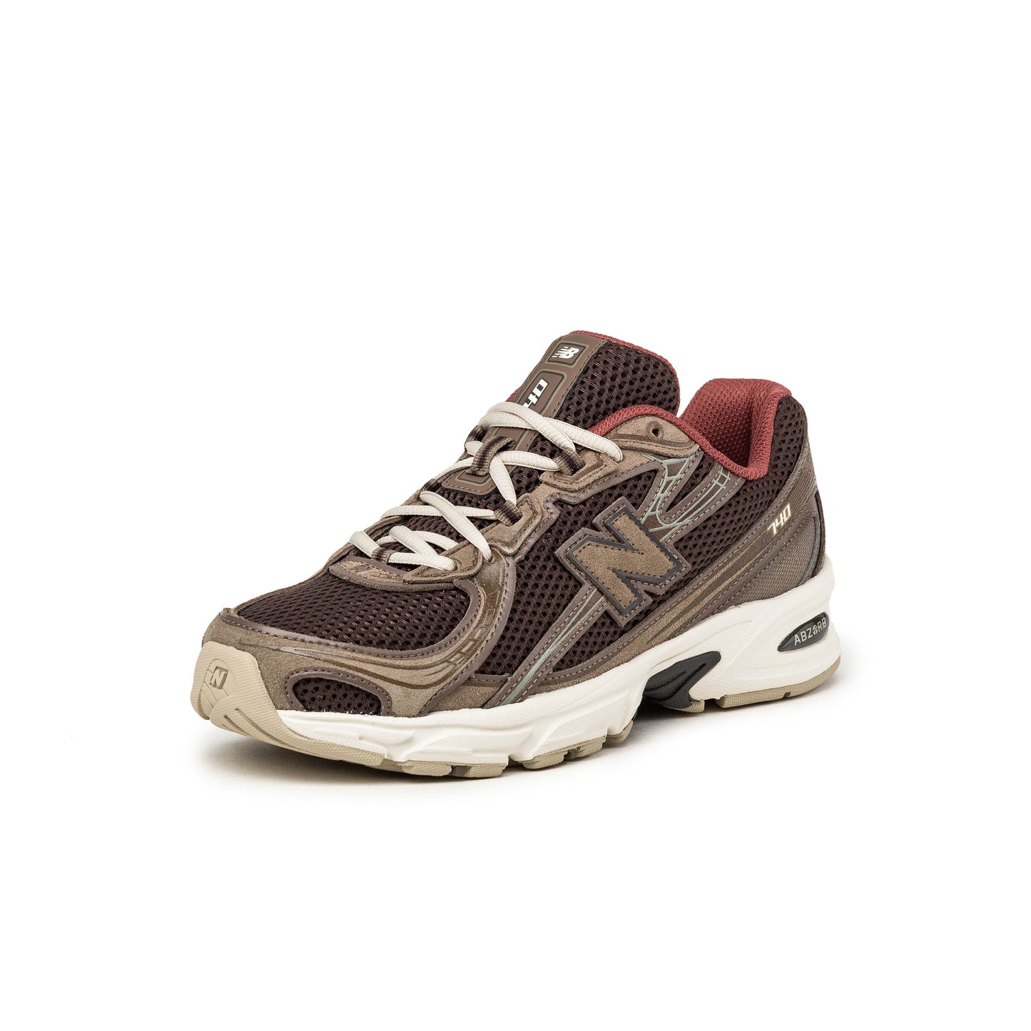 New Balance 740