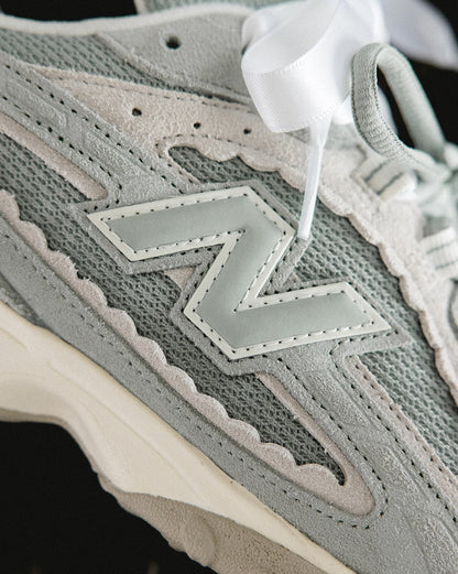 New Balance 204L *Ribbon Pack*